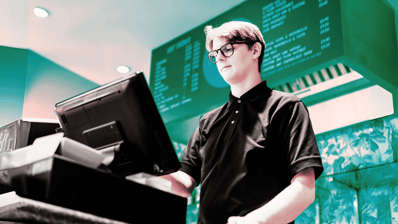 The Unique Challenges of Staffing Restaurant Franchises The Unique Challenges of Staffing Restaurant Franchises