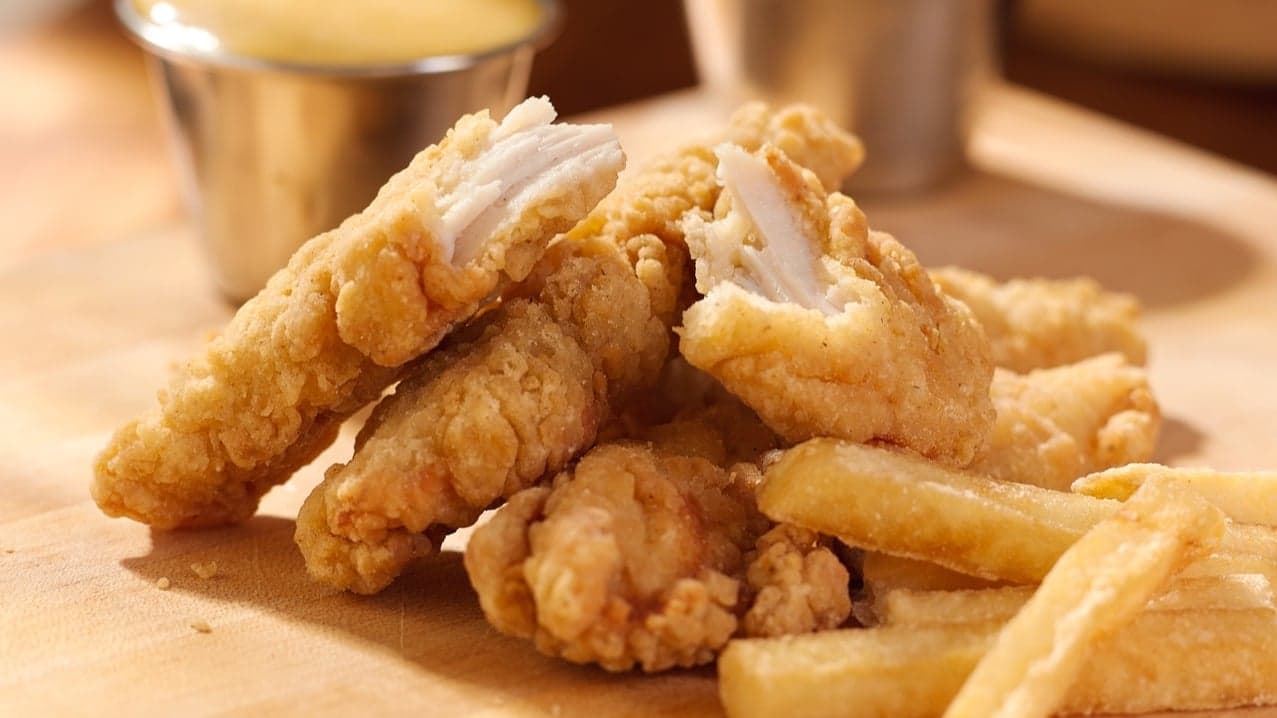 QSR: The Evolution of the Next Emerging Chicken Chain QSR: The Evolution of the Next Emerging Chicken Chain
