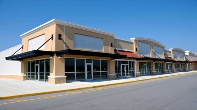 Nation’s Restaurant News: Report: Despite Weak Same-Store Sales, Restaurants Keep Building Nation’s Restaurant News: Report: Despite Weak Same-Store Sales, Restaurants Keep Building