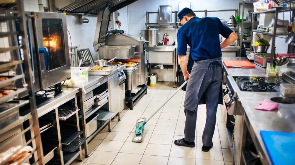 Landmark Sub-Minimum Wage Lawsuit Reversed in Ninth Circuit Landmark Sub-Minimum Wage Lawsuit Reversed in Ninth Circuit