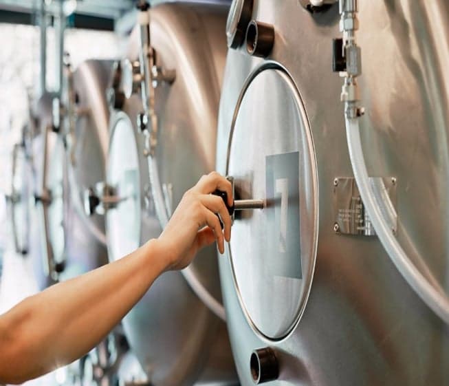 Tampa Bay Times: The Brass Tap to open a microbrewery in Carrollwood bar Tampa Bay Times: The Brass Tap to open a microbrewery in Carrollwood bar