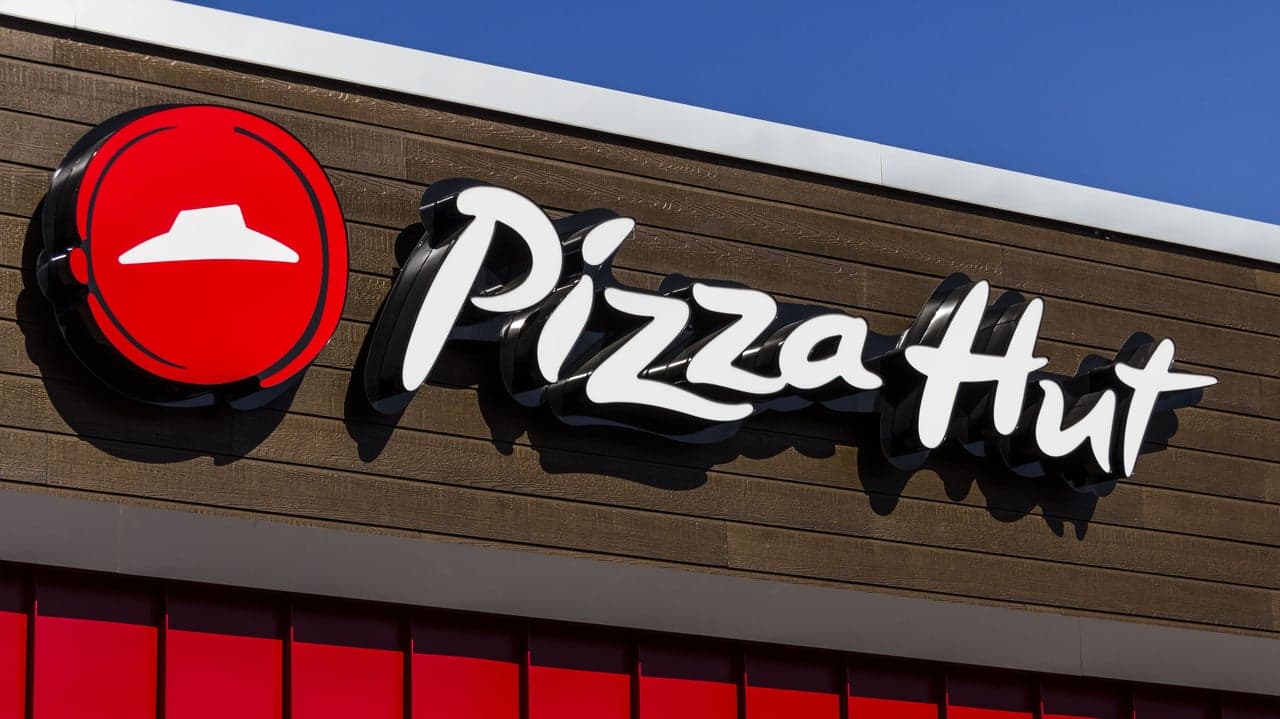 Pizza Hut Launches $5 Menu Pizza Hut Launches $5 Menu