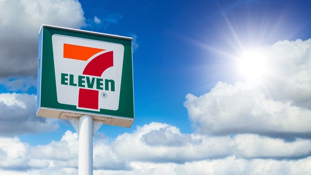 Nation's Restaurant News: 7-Eleven expands snacks with potato tots Nation's Restaurant News: 7-Eleven expands snacks with potato tots