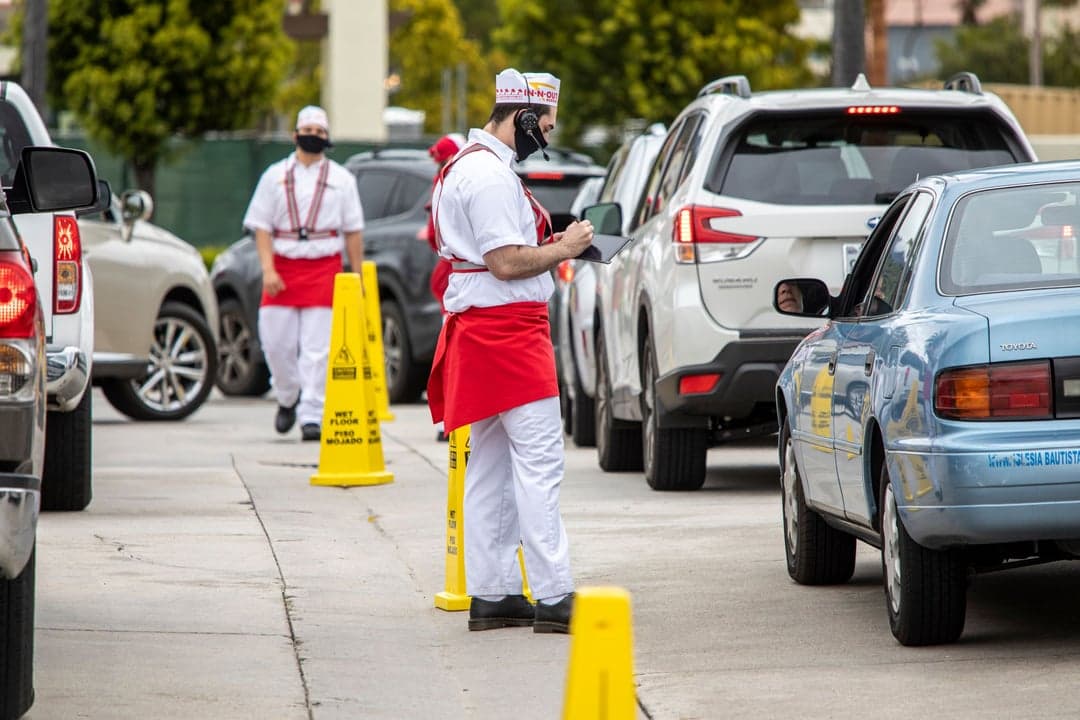 Fast Food Franchises Face ‘Nightmare’ Worker Shortage Fast Food Franchises Face ‘Nightmare’ Worker Shortage