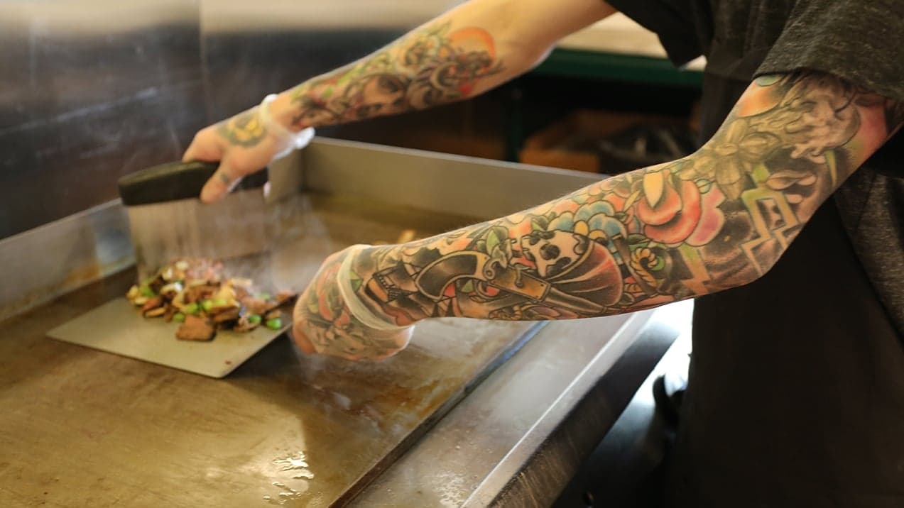 Pita Pit Using Unique New Branding Approach to Capitalize on Growing Niche Market Pita Pit Using Unique New Branding Approach to Capitalize on Growing Niche Market