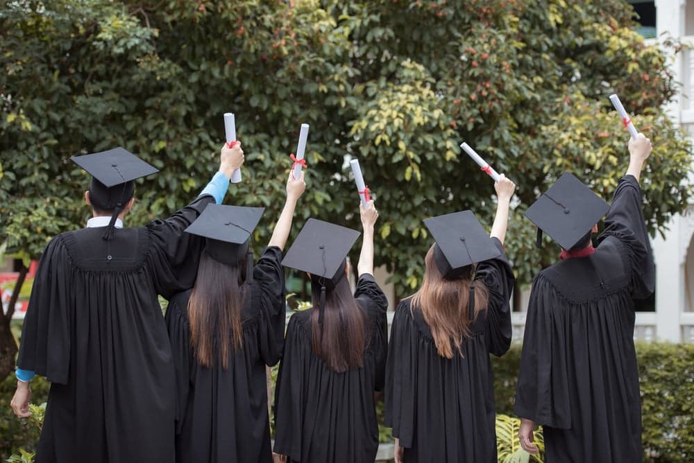 How QSR Chains Are Using Tuition Benefits to Attract and Retain Employees How QSR Chains Are Using Tuition Benefits to Attract and Retain Employees