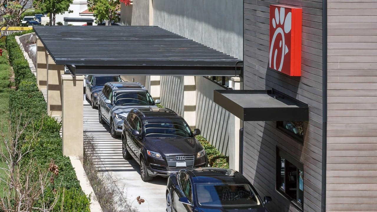 Consumers Don’t Care That Chick-fil-A Has The Slowest Drive-Thru Among QSRs Consumers Don’t Care That Chick-fil-A Has The Slowest Drive-Thru Among QSRs