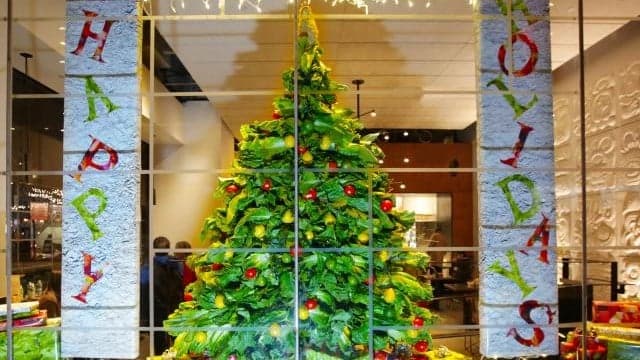 A NYC Chipotle is Using Ingredients to Create Holiday Window Displays A NYC Chipotle is Using Ingredients to Create Holiday Window Displays