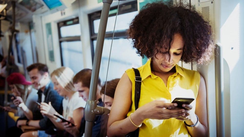 Pew Study Finds Most Prolific Twitter Users are Women Pew Study Finds Most Prolific Twitter Users are Women