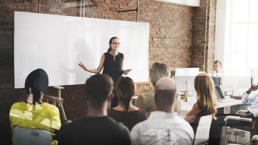 New Franchise Business Review Report Highlights Impact of Women in Franchising New Franchise Business Review Report Highlights Impact of Women in Franchising