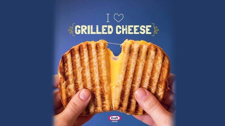 Ooey-Gooey Goodness: Kraft Hands Out Emergency Grilled Cheeses in Times Square Ooey-Gooey Goodness: Kraft Hands Out Emergency Grilled Cheeses in Times Square