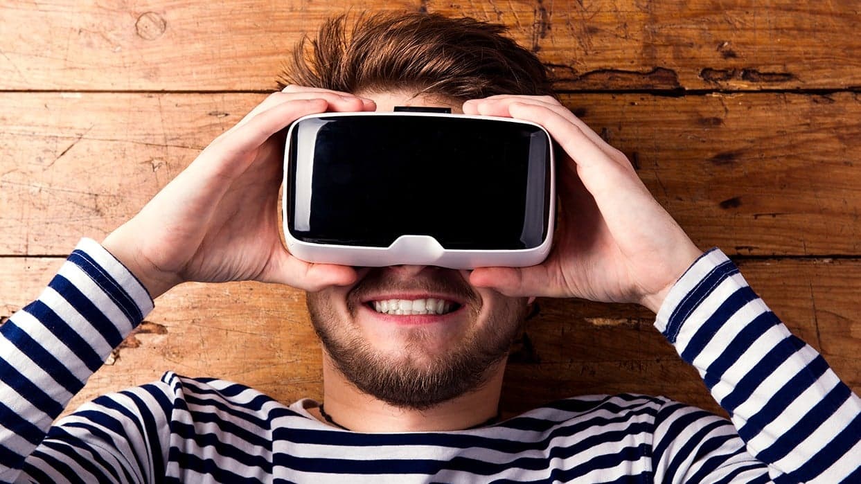 Fortune: Facebook Is Slashing the Price of Oculus Rift VR Headset Again Fortune: Facebook Is Slashing the Price of Oculus Rift VR Headset Again