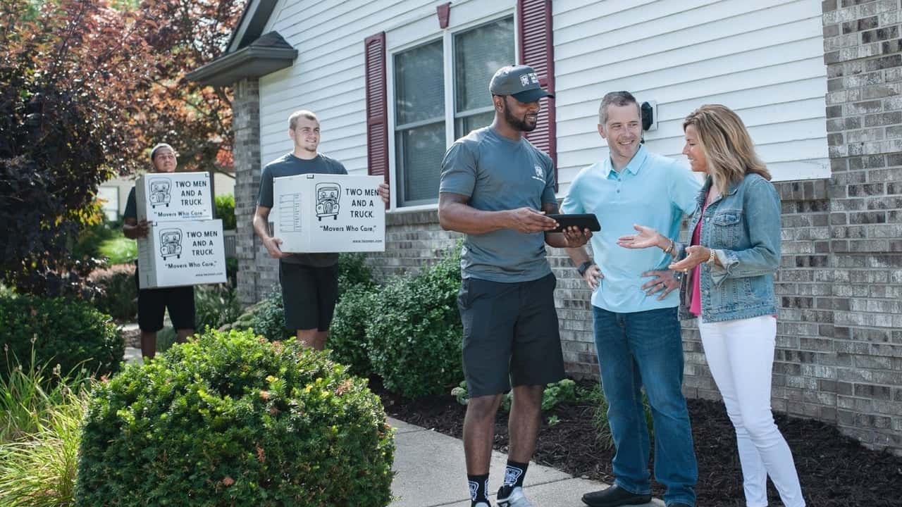 How undefined Evolved and Set New Standards TWO MEN AND A TRUCK® Proudly Serves Those Who Serve: Supporting Veterans on the Move and in Business