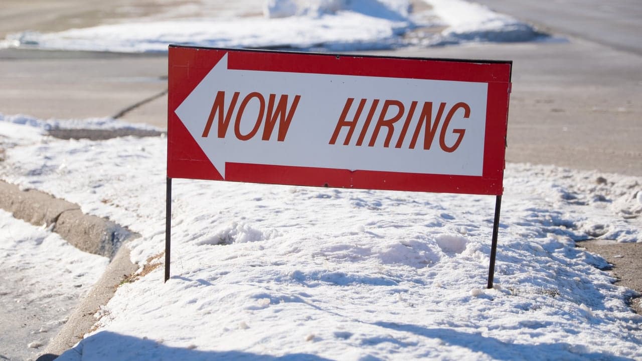 As the Holiday Season Approaches, Retailers Fear Worker Shortage As the Holiday Season Approaches, Retailers Fear Worker Shortage