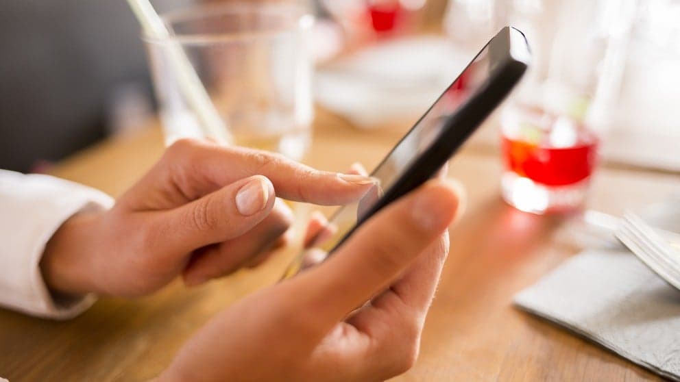Fast Casual: New tool helps small restaurant brands handle big turnover problem Fast Casual: New tool helps small restaurant brands handle big turnover problem