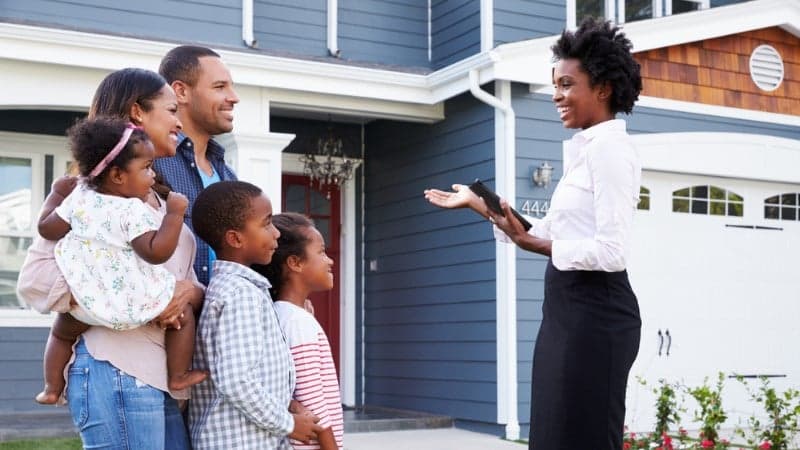 Why Now Is the Time to Invest in a Property Management Inc. Franchise Why Now Is the Time to Invest in a Property Management Inc. Franchise