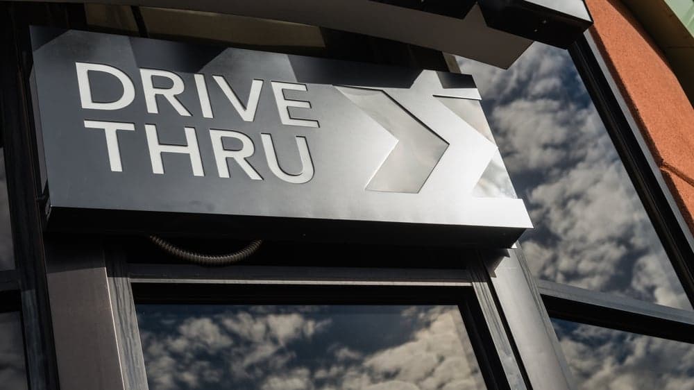 QSR Magazine: The 2016 QSR Drive-Thru Study QSR Magazine: The 2016 QSR Drive-Thru Study