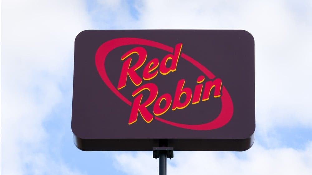 Red Robin Stock Dips After Warning of Poor Q2 Results Red Robin Stock Dips After Warning of Poor Q2 Results