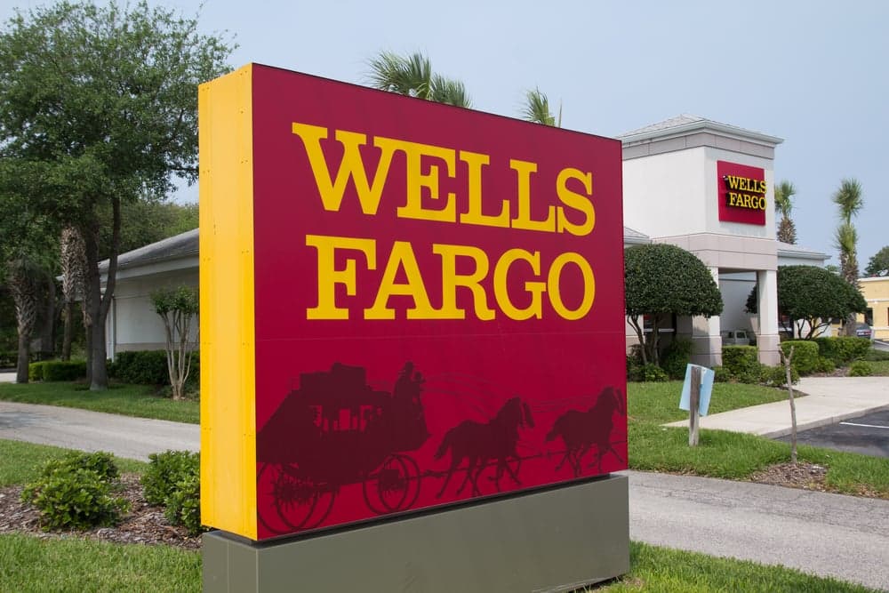 Wells Fargo Is Shutting Down Personal Lines of Credit. Should Franchise Buyers Be Worried? Wells Fargo Is Shutting Down Personal Lines of Credit. Should Franchise Buyers Be Worried?