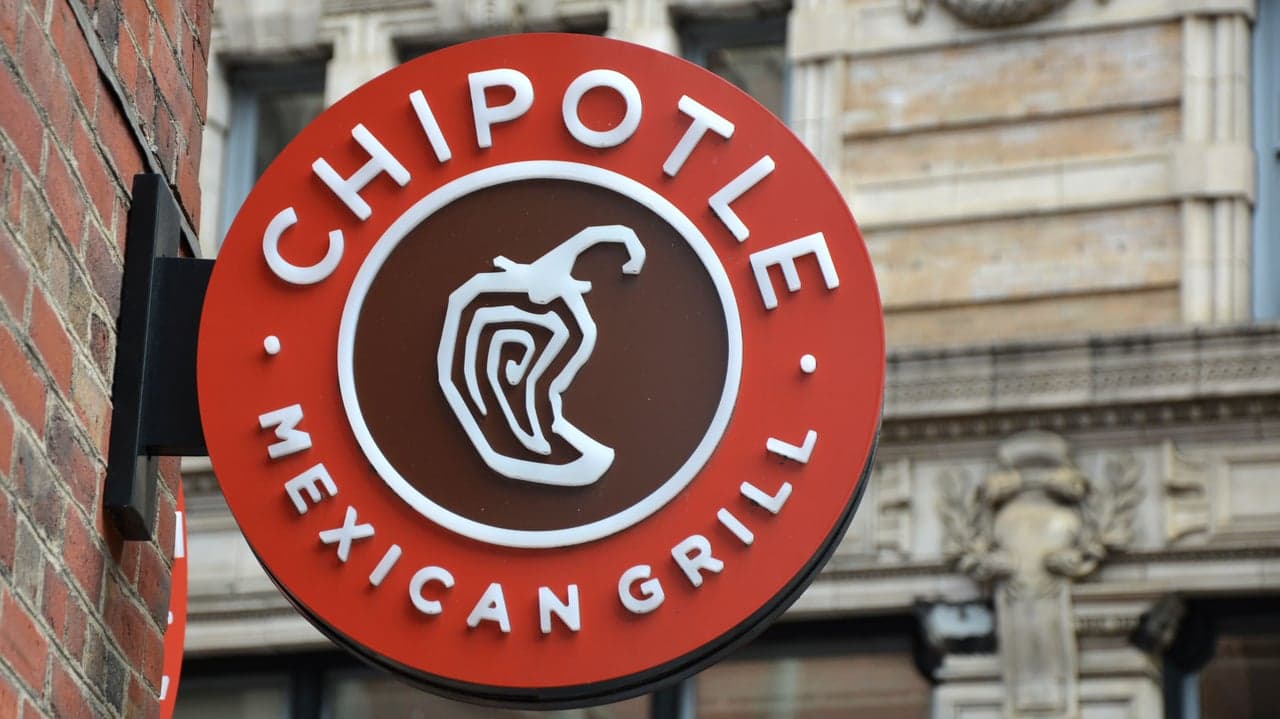 QSR Magazine: Chipotle Sets Bold Waste Reduction Goals QSR Magazine: Chipotle Sets Bold Waste Reduction Goals