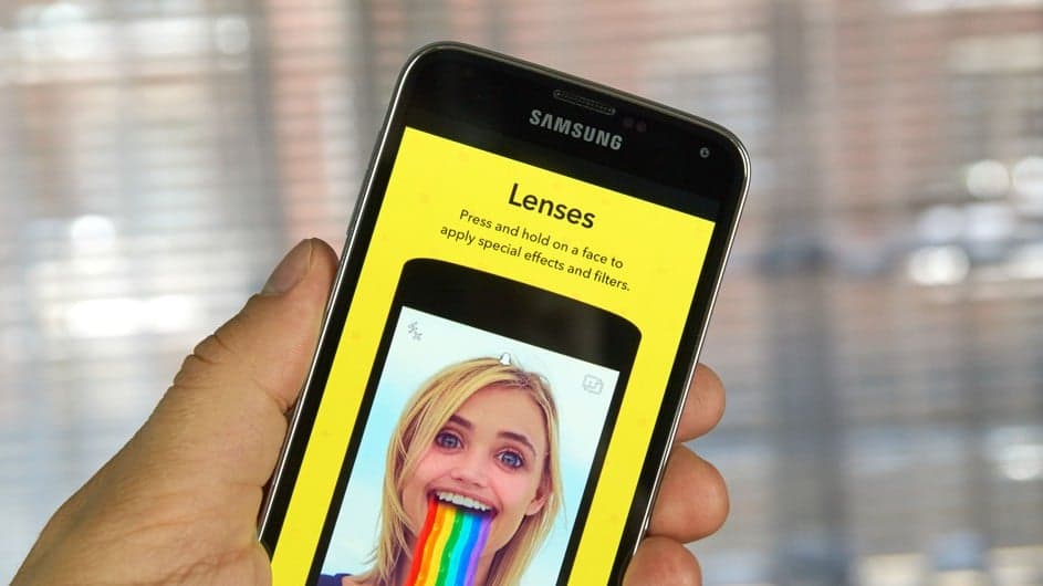 Business Insider: McDonald's is planning to hire thousands of workers using Snapchat Business Insider: McDonald's is planning to hire thousands of workers using Snapchat
