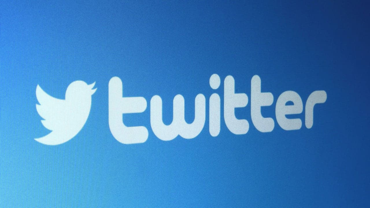 VentureBeat: Twitter is now using ‘behavioral signals’ to mute trolls in conversations and search VentureBeat: Twitter is now using ‘behavioral signals’ to mute trolls in conversations and search