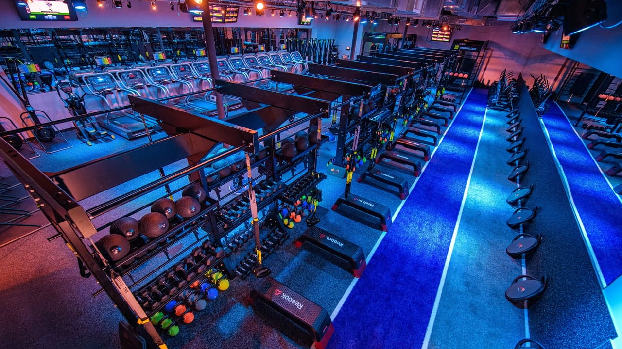 REGYMEN Fitness Primes for National Growth Through Franchising REGYMEN Fitness Primes for National Growth Through Franchising