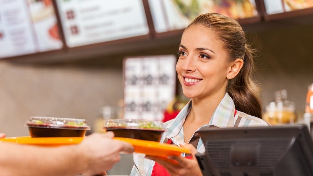 QSR Magazine: Late-Night Crowds Flock to Quick-Service Restaurants QSR Magazine: Late-Night Crowds Flock to Quick-Service Restaurants
