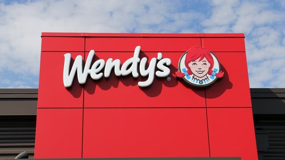 QSR Magazine: Wendy’s Delivery to Go National QSR Magazine: Wendy’s Delivery to Go National