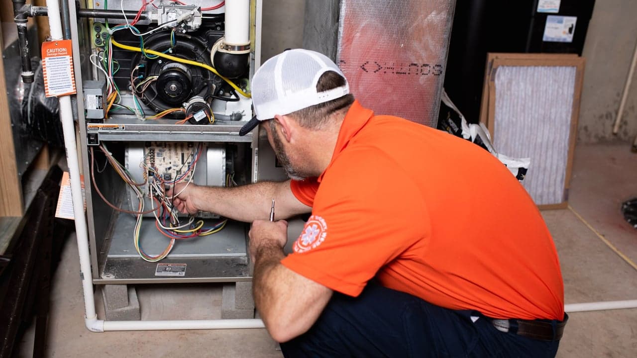 Why 2022 Is the Year to Buy a Heating + Air Paramedics Franchise Why 2022 Is the Year to Buy a Heating + Air Paramedics Franchise