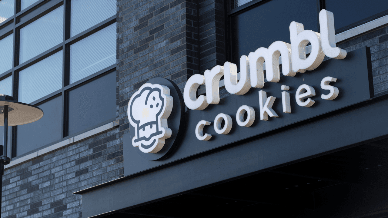 Crumbl Cookies: Reigning Supreme In the Gourmet Cookie Franchise Market Crumbl Cookies: Reigning Supreme In the Gourmet Cookie Franchise Market