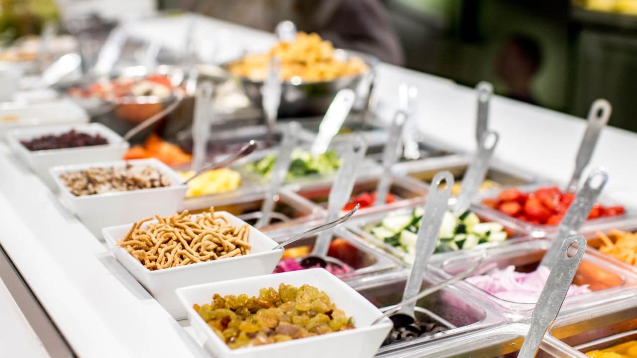 QSR: World Franchise Associates to Grow Coolgreens in Middle East QSR: World Franchise Associates to Grow Coolgreens in Middle East