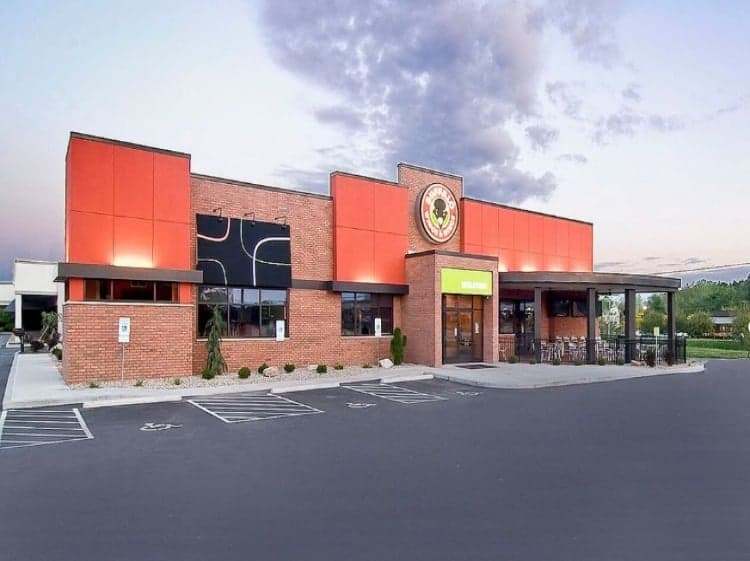 Buffalo Wings & Rings Franchisee Builds Heartland Empire Buffalo Wings & Rings Franchisee Builds Heartland Empire