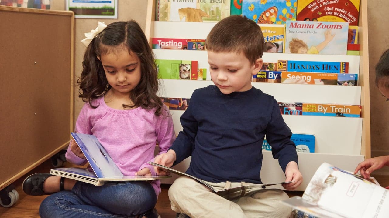 Understanding the Difference between Daycare and Educational Child Care Understanding the Difference between Daycare and Educational Child Care