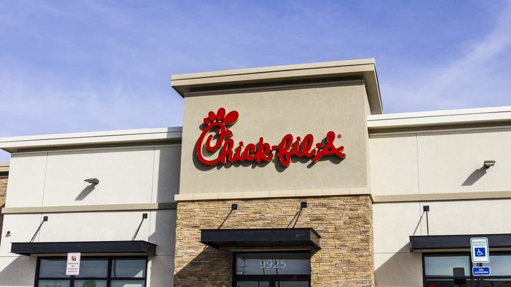 QSR Magazine: Chick-fil-A Testing Family Style Meals, New Sides QSR Magazine: Chick-fil-A Testing Family Style Meals, New Sides