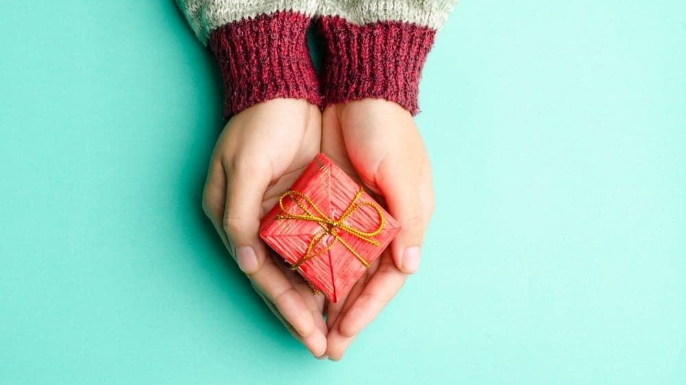 Pool and Spa News:” How to Reward Your Employees Without Spending (Much) Money” Pool and Spa News:” How to Reward Your Employees Without Spending (Much) Money”