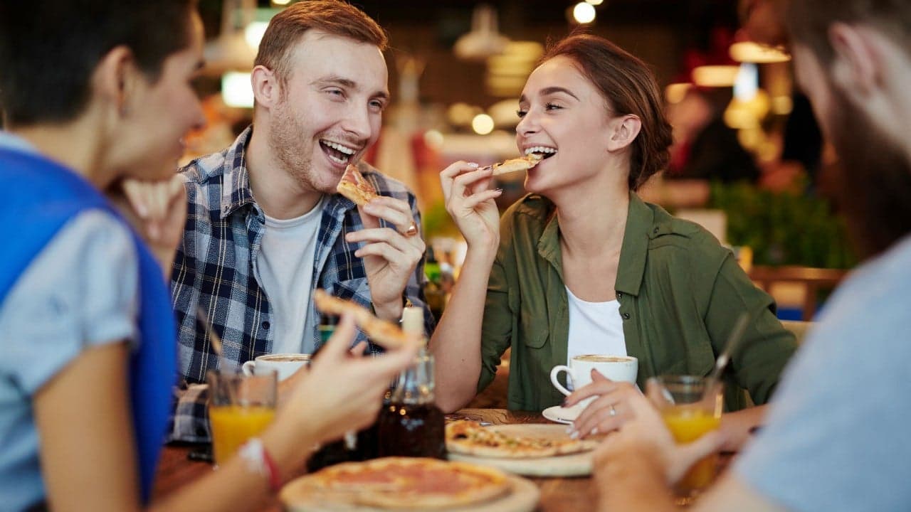 Fast-Casual Concept Firenza Pizza Takes Aim at Growing Sector Fast-Casual Concept Firenza Pizza Takes Aim at Growing Sector
