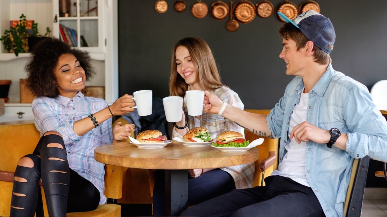 SmartBrief: How restaurants and food brands can win over Gen Z SmartBrief: How restaurants and food brands can win over Gen Z