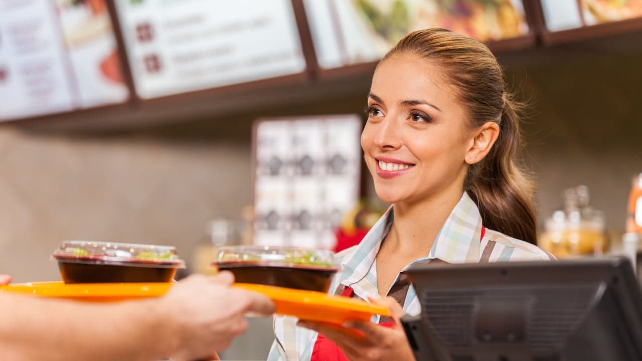 Bizwomen: Fast-food restaurants scramble for teen staffers Bizwomen: Fast-food restaurants scramble for teen staffers