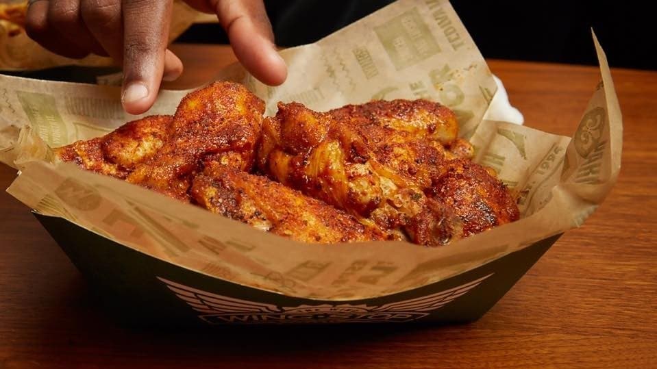 Fast Casual: Wingstop opens first franchise in Panama Fast Casual: Wingstop opens first franchise in Panama