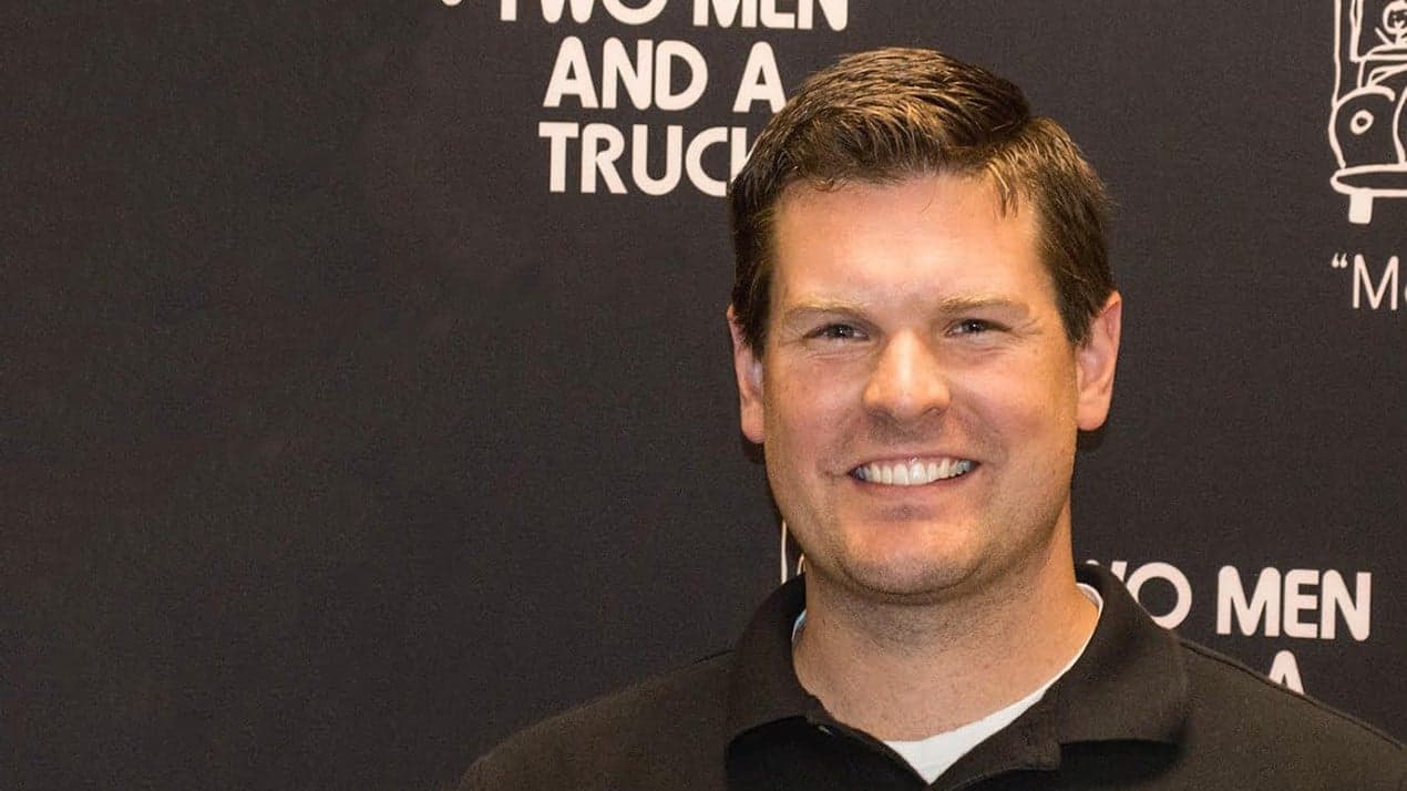 How TWO MEN AND A TRUCK®’s Franchise Support Programs Set Franchisees Up for Success How TWO MEN AND A TRUCK®’s Franchise Support Programs Set Franchisees Up for Success