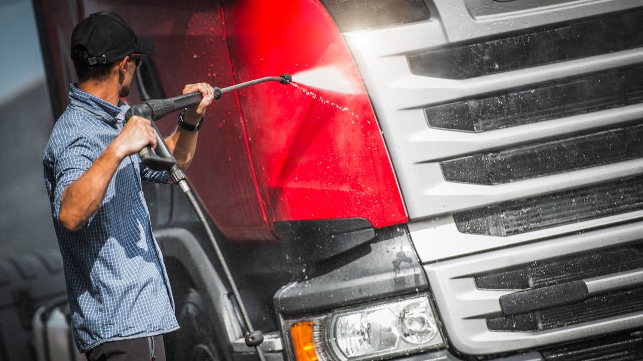 Fleet Clean USA Opens Franchise in Miami Fleet Clean USA Opens Franchise in Miami