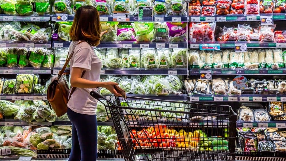 Brick-and-Mortar Still Beats Online for Groceries Brick-and-Mortar Still Beats Online for Groceries