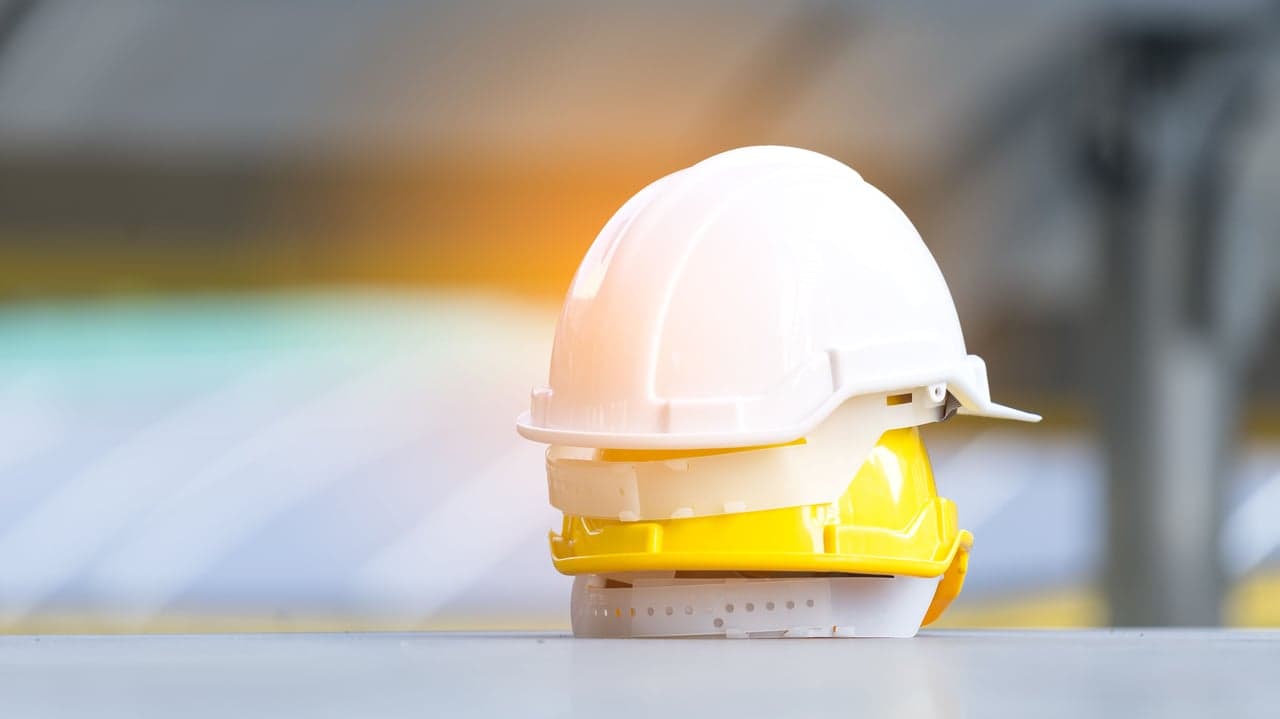 Employee Safety 101: 5 Tips for Creating A Safe Work Environment Employee Safety 101: 5 Tips for Creating A Safe Work Environment