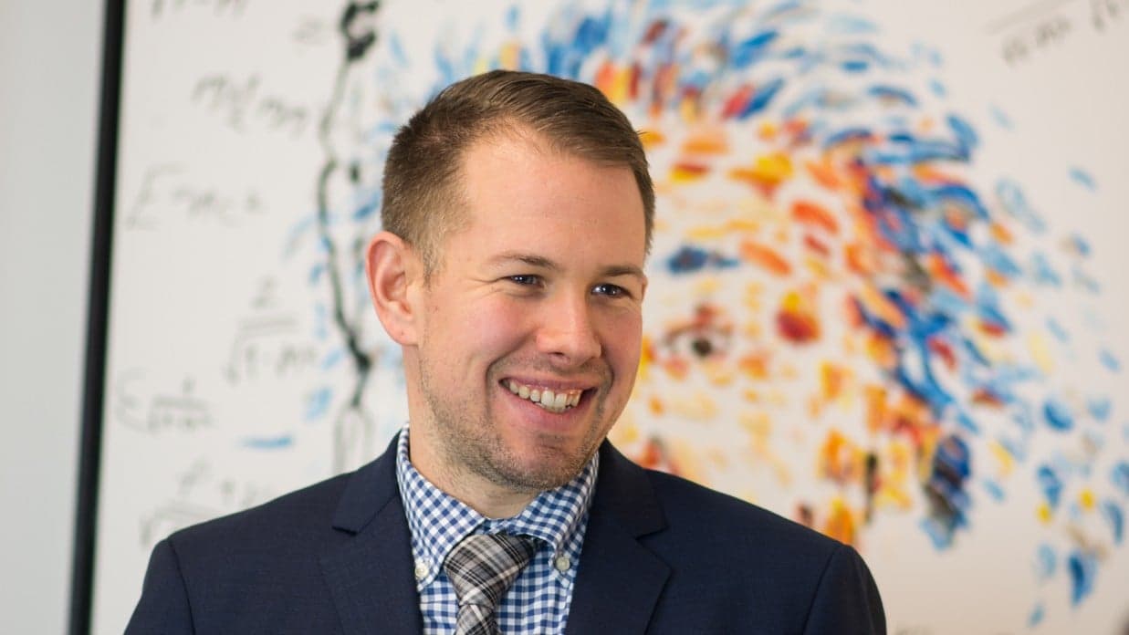 Mainland CEO and "Sticks & Stones: Building Entrepreneurial Success From Life's Struggles" Author Featured on Chicago's WBBM-AM Mainland CEO and "Sticks & Stones: Building Entrepreneurial Success From Life's Struggles" Author Featured on Chicago's WBBM-AM