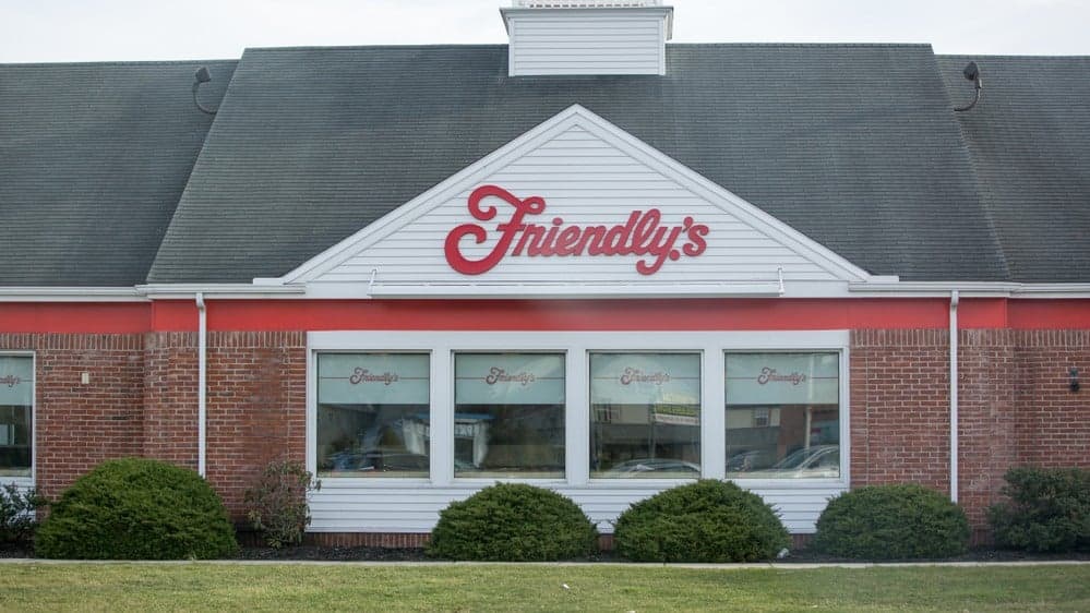 Friendly’s Becomes Latest Legacy Chain to Downgrade, Cutting 23 Locations Friendly’s Becomes Latest Legacy Chain to Downgrade, Cutting 23 Locations