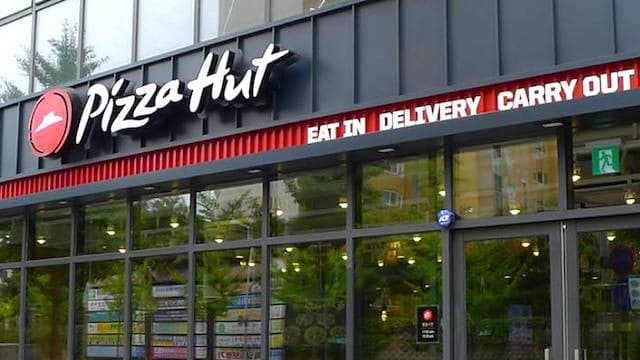 Pizza Hut Temporarily Closing 500 Stores Pizza Hut Temporarily Closing 500 Stores