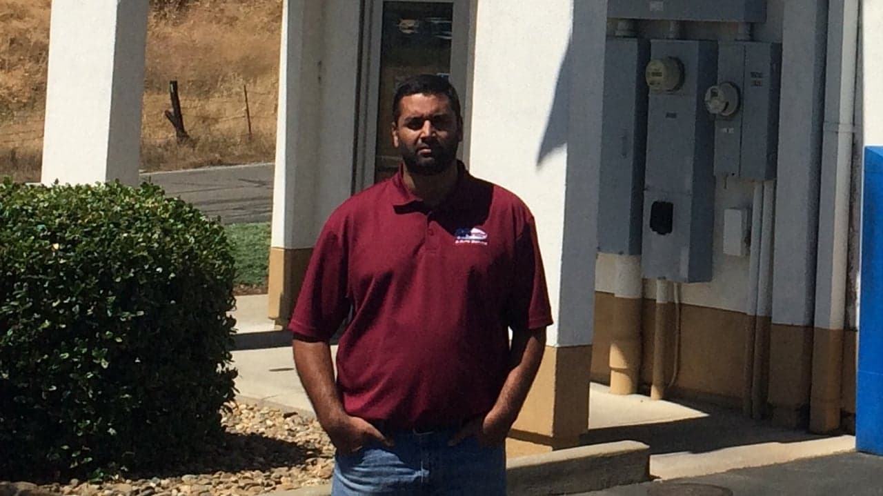 How Jay Dhillon Went From an Automotive Technician to a Multi-Unit SpeeDee Franchisee How Jay Dhillon Went From an Automotive Technician to a Multi-Unit SpeeDee Franchisee