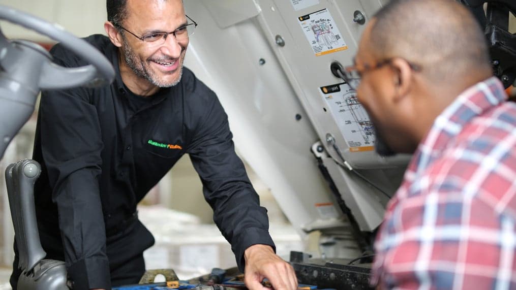 Batteries Plus Bulbs’ Community-Driven Approach and Proprietary Products Continue to Bring in Returning Customers Batteries Plus Bulbs’ Community-Driven Approach and Proprietary Products Continue to Bring in Returning Customers