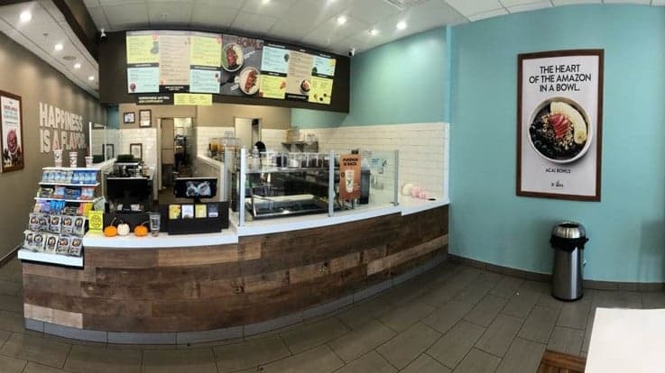 Robeks Emphasis on Flavor, In-Demand Product and Targeted Growth Let Franchisees Tap Into the $2 Billion Smoothie, Juice and Bowl Segment Robeks Emphasis on Flavor, In-Demand Product and Targeted Growth Let Franchisees Tap Into the $2 Billion Smoothie, Juice and Bowl Segment